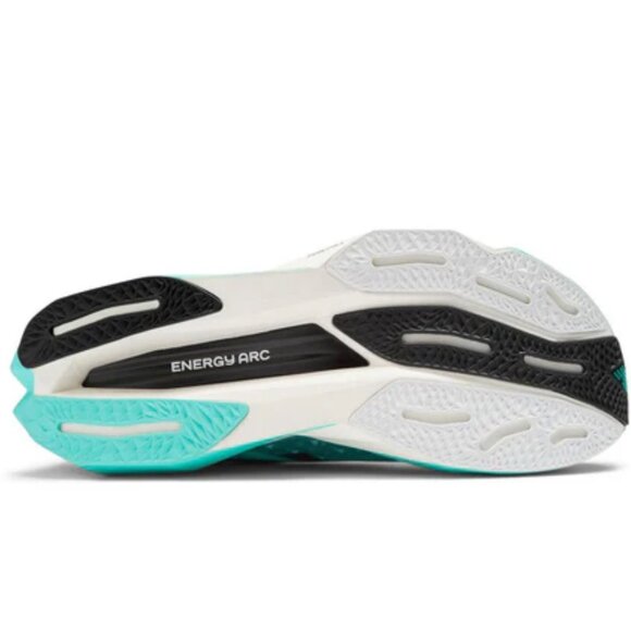 New Balance FuelCell SuperComp Elite v4 size 13 - Picture 2 of 8